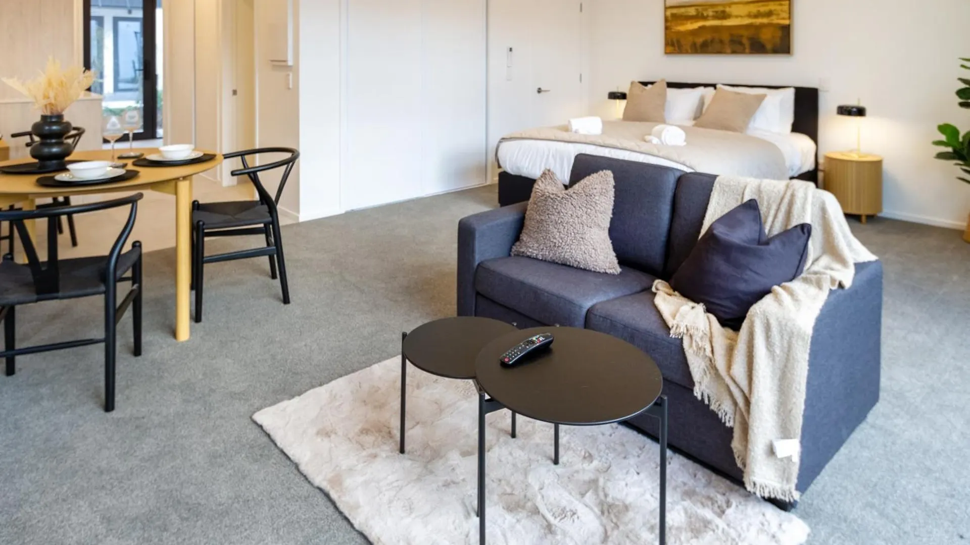 Apartment Single Level Studio, Cbd Escape: King Bed Christchurch